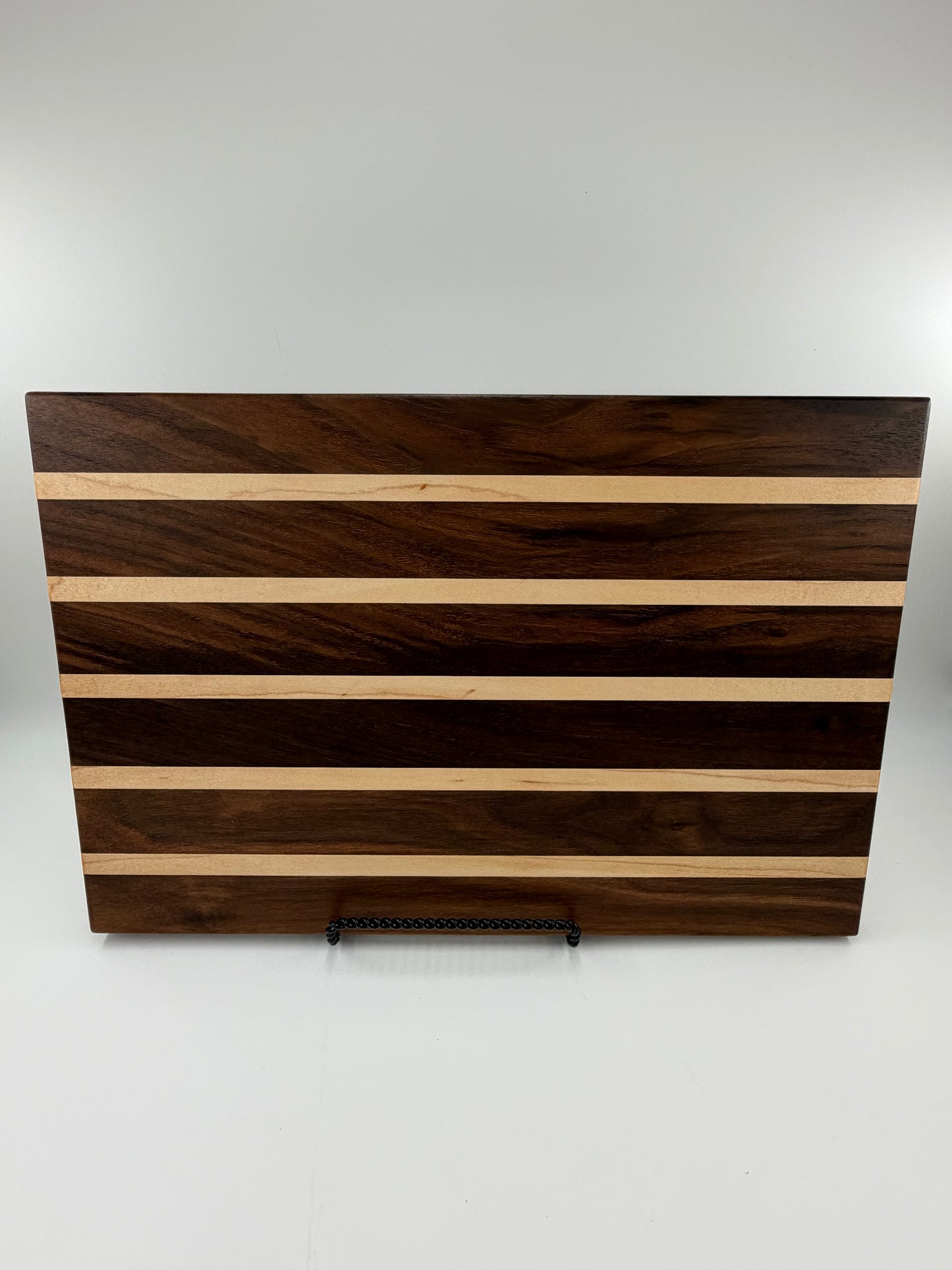 The Timberline Cutting Board