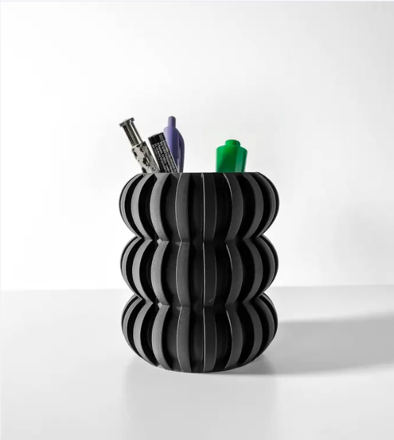 The Renio Pen Holder